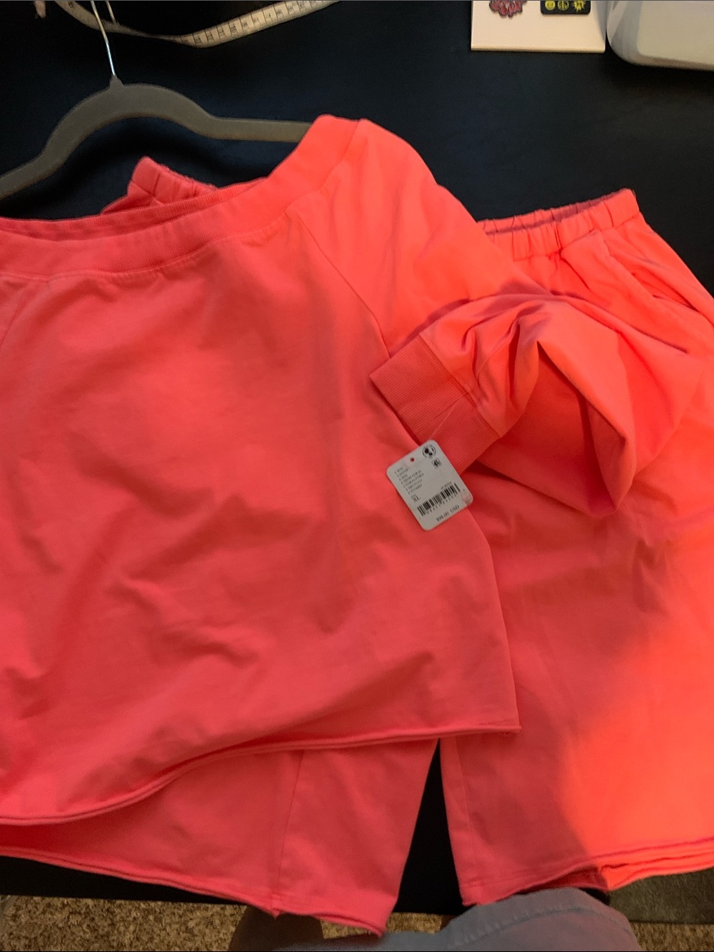 Free People Movement 2 piece set, Neon Coral
Sz XL, NWT